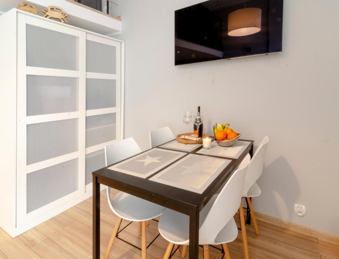Holiday Home Loft Z Antresola I Balkonem Przy Plazy Apartment *